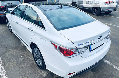 Седан Hyundai Sonata 2014 в Киеве