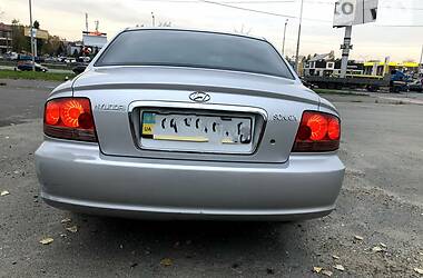 Седан Hyundai Sonata 2005 в Киеве