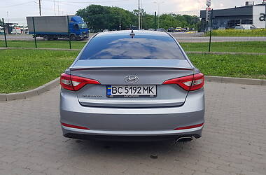 Седан Hyundai Sonata 2015 в Радехові