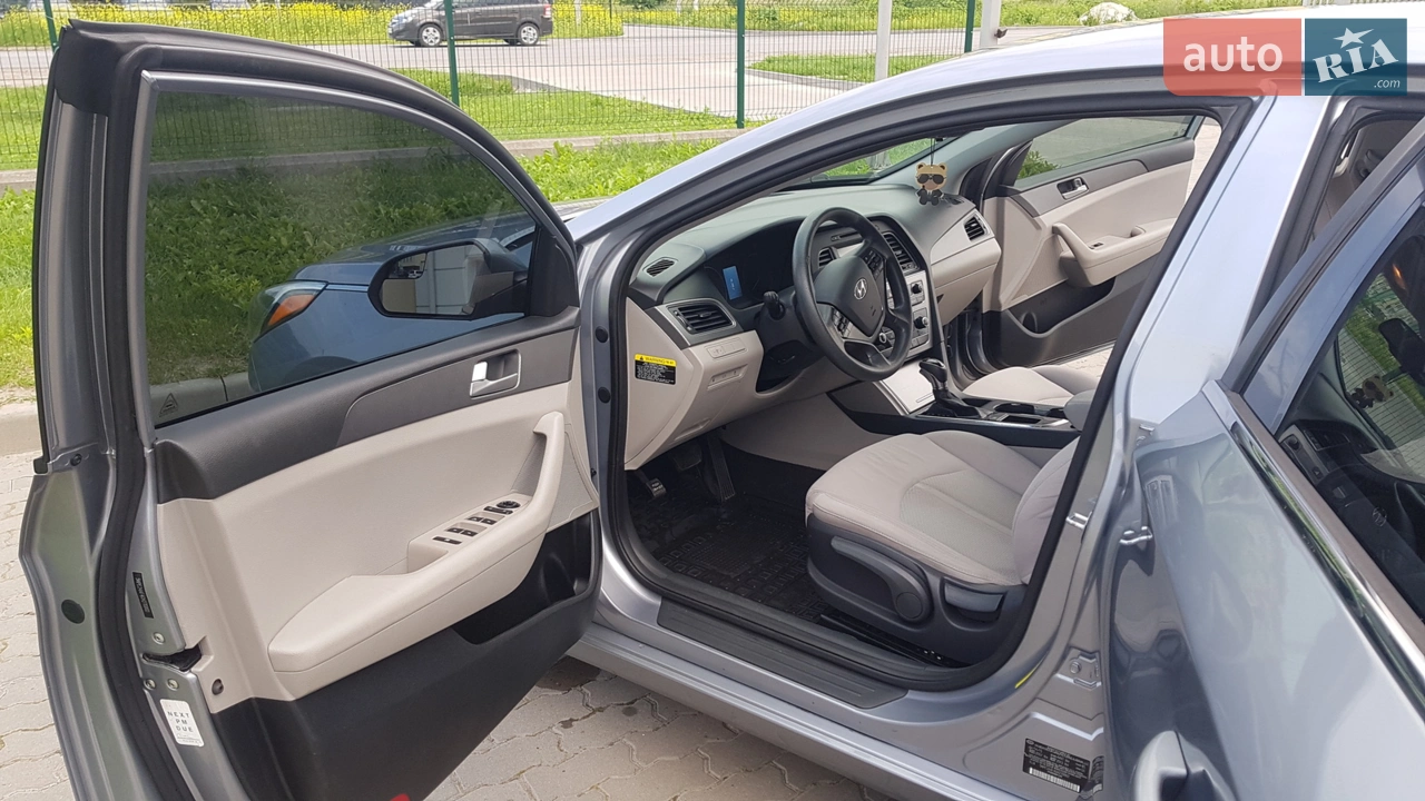 2015 Hyundai Sonata - мініатюра 11