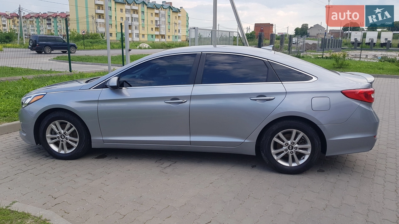 2015 Hyundai Sonata - мініатюра 17