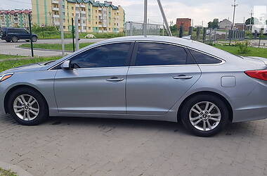 Седан Hyundai Sonata 2015 в Радехові