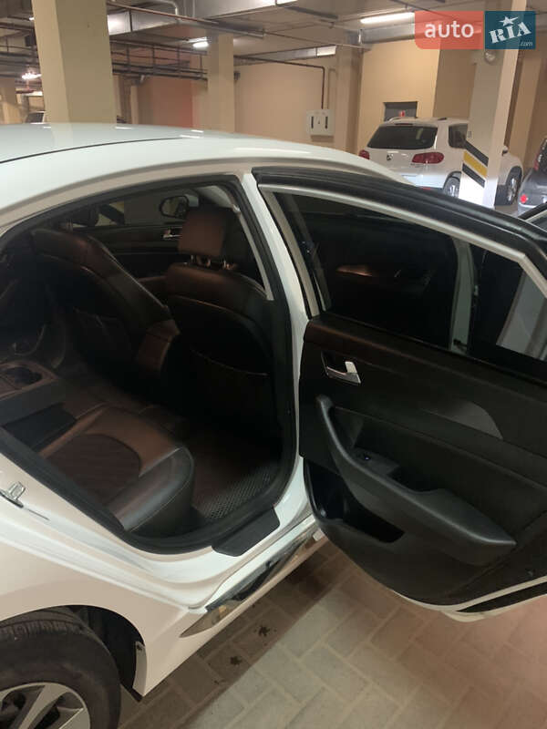 Седан Hyundai Sonata 2014 в Одессе