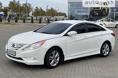 Седан Hyundai Sonata 2014 в Николаеве