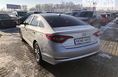 Седан Hyundai Sonata 2015 в Львове