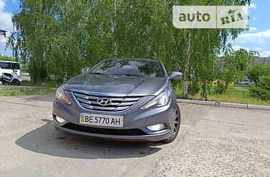 Седан Hyundai Sonata 2011 в Южноукраинске