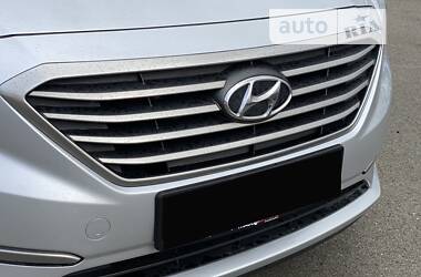 Седан Hyundai Sonata 2016 в Киеве