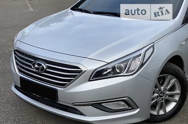 Седан Hyundai Sonata 2016 в Киеве