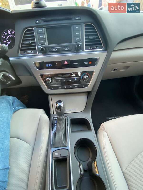 Седан Hyundai Sonata 2014 в Черновцах