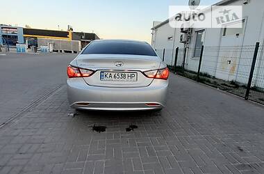 Седан Hyundai Sonata 2013 в Киеве