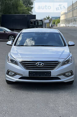 Седан Hyundai Sonata 2015 в Киеве