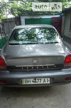 Седан Hyundai Sonata 1999 в Великой Михайловке