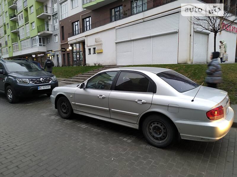 Седан Hyundai Sonata 2004 в Львові