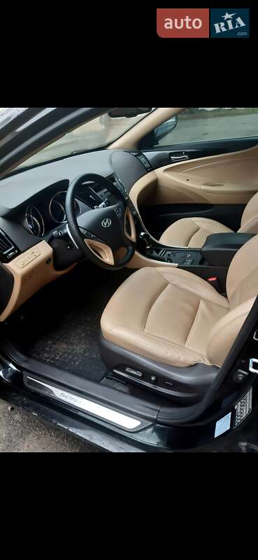 Седан Hyundai Sonata 2014 в Києві