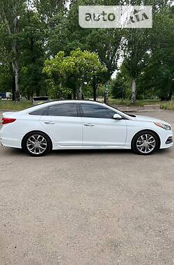 Седан Hyundai Sonata 2015 в Запорожье