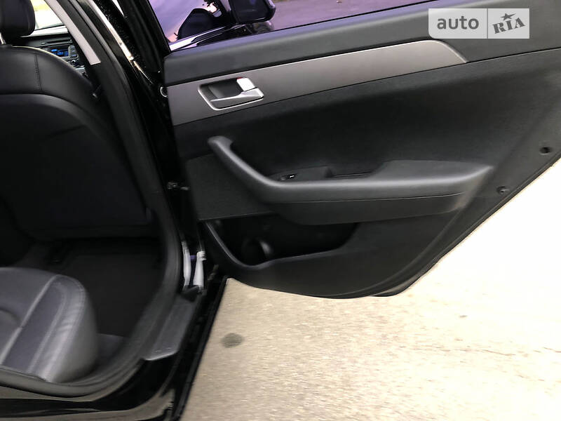 Седан Hyundai Sonata 2015 в Киеве