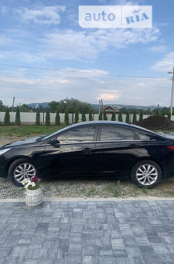 Седан Hyundai Sonata 2013 в Яремче