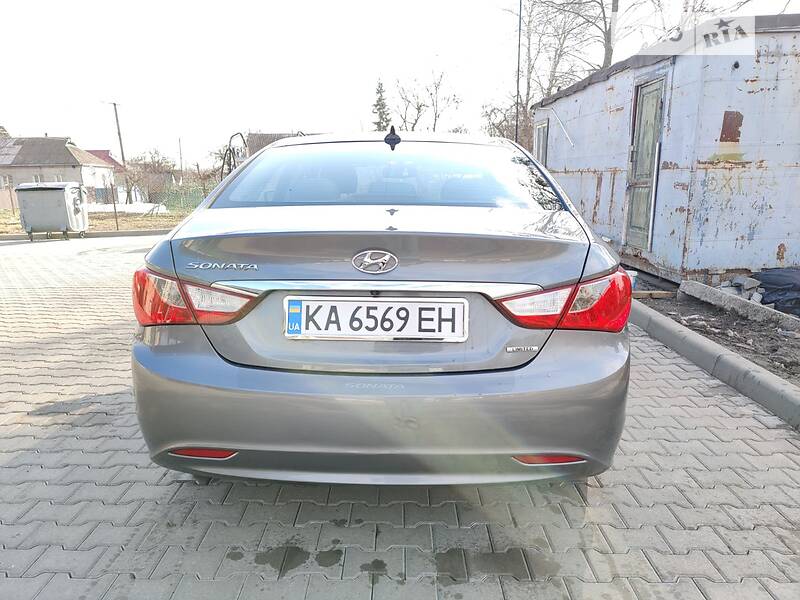 Седан Hyundai Sonata 2012 в Яготині