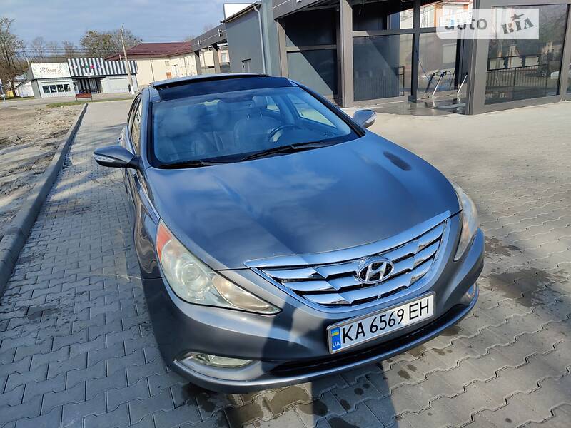 Седан Hyundai Sonata 2012 в Яготині