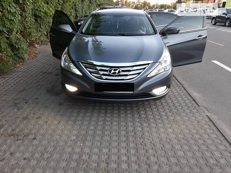 Седан Hyundai Sonata 2011 в Киеве