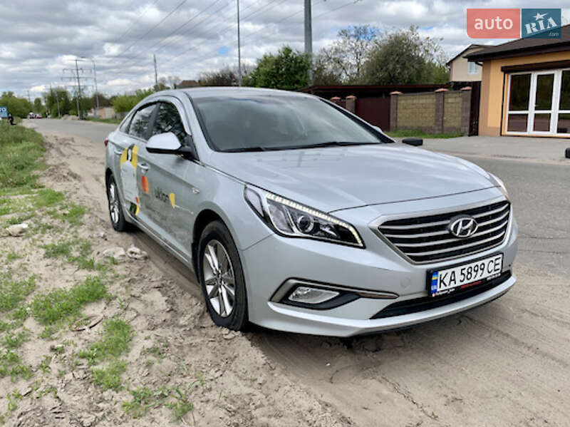 Седан Hyundai Sonata 2016 в Киеве