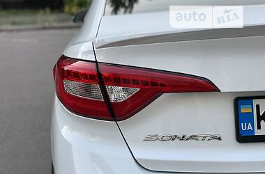 Седан Hyundai Sonata 2015 в Кривому Розі