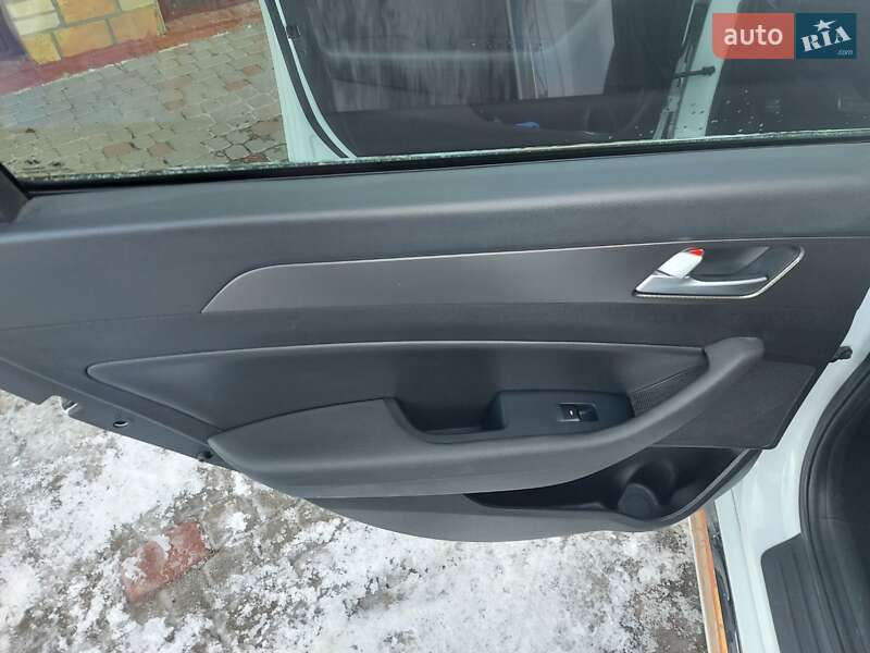 Седан Hyundai Sonata 2017 в Луцке фото 7 Седан Hyundai Sonata 2017 в Луцке