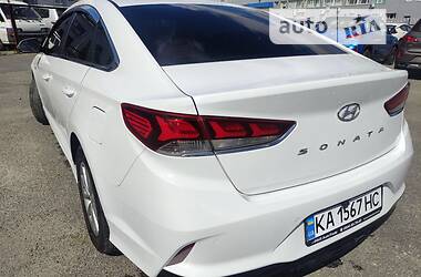 Седан Hyundai Sonata 2018 в Киеве