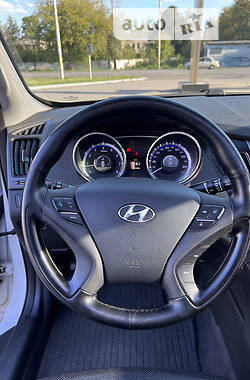 Седан Hyundai Sonata 2013 в Павлограді