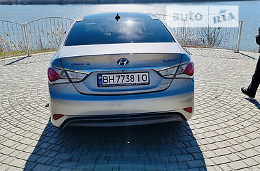 Седан Hyundai Sonata 2013 в Измаиле