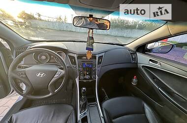 Седан Hyundai Sonata 2013 в Сколе