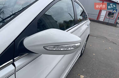 Седан Hyundai Sonata 2012 в 