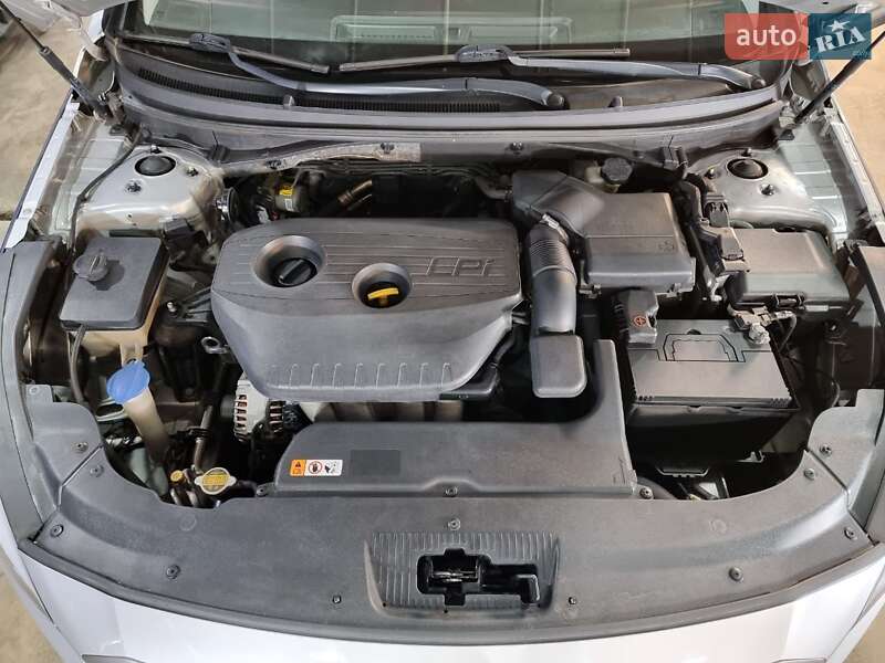 Седан Hyundai Sonata 2015 в Рахове