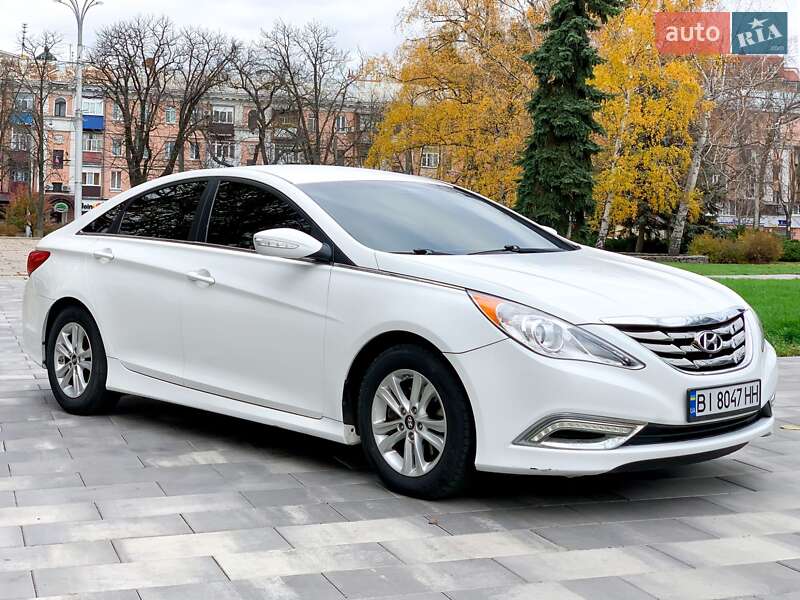 Седан Hyundai Sonata 2014 в Полтаві