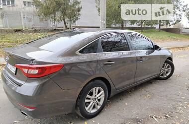 Седан Hyundai Sonata 2016 в Николаеве