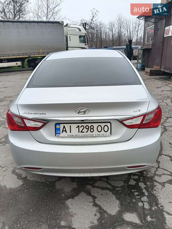 Седан Hyundai Sonata 2016 в Кривом Роге