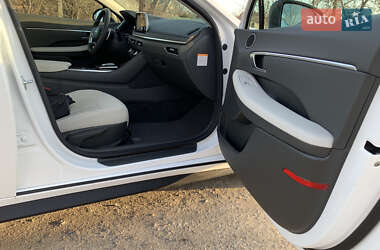 Седан Hyundai Sonata 2021 в 