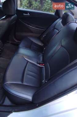 Седан Hyundai Sonata 2012 в 