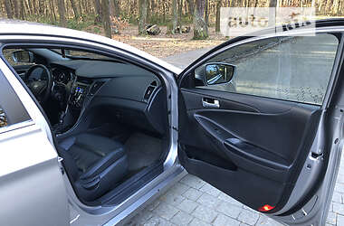 Седан Hyundai Sonata 2013 в Львове