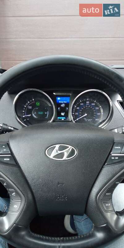 Седан Hyundai Sonata 2013 в Івано-Франківську