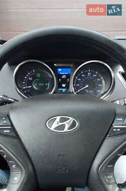 Седан Hyundai Sonata 2013 в 