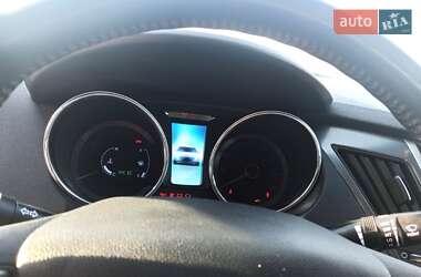 Седан Hyundai Sonata 2013 в 