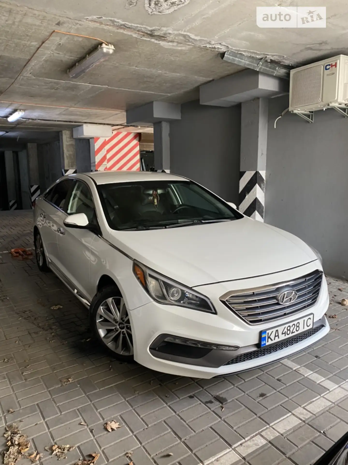 2015 Hyundai Sonata - мініатюра 28