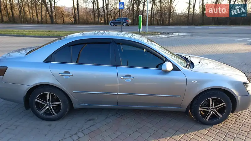 Hyundai Sonata