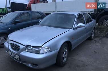 Седан Hyundai Sonata 1998 в Березане