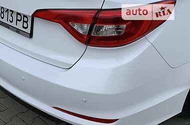 Седан Hyundai Sonata 2015 в 