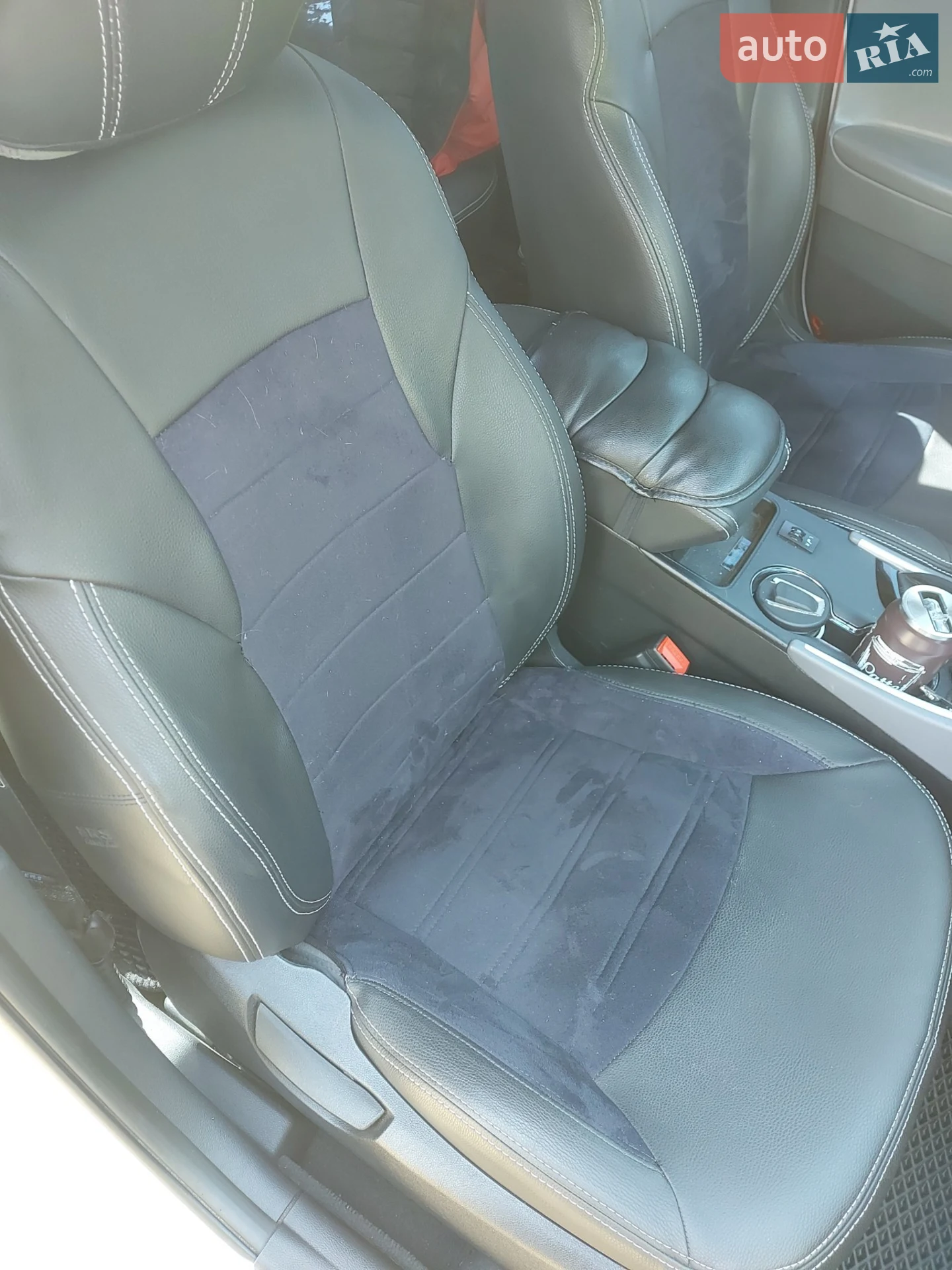 2012 Hyundai Sonata - мініатюра 17
