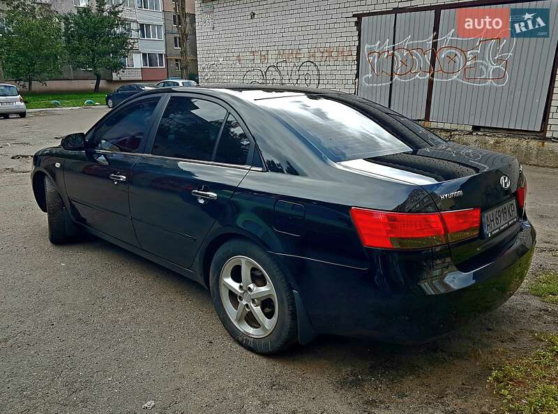 Седан Hyundai Sonata 2006 в Ужгороде