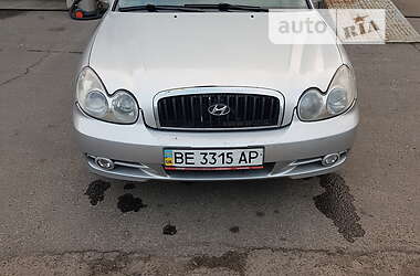 Седан Hyundai Sonata 2004 в Миколаєві