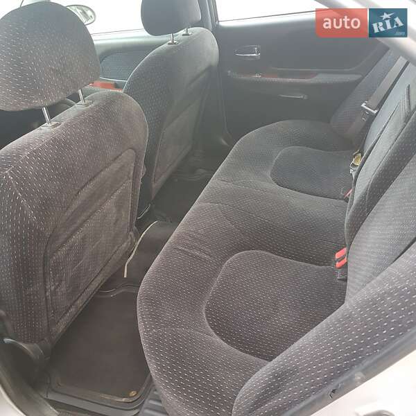 Седан Hyundai Sonata 2004 в Миколаєві